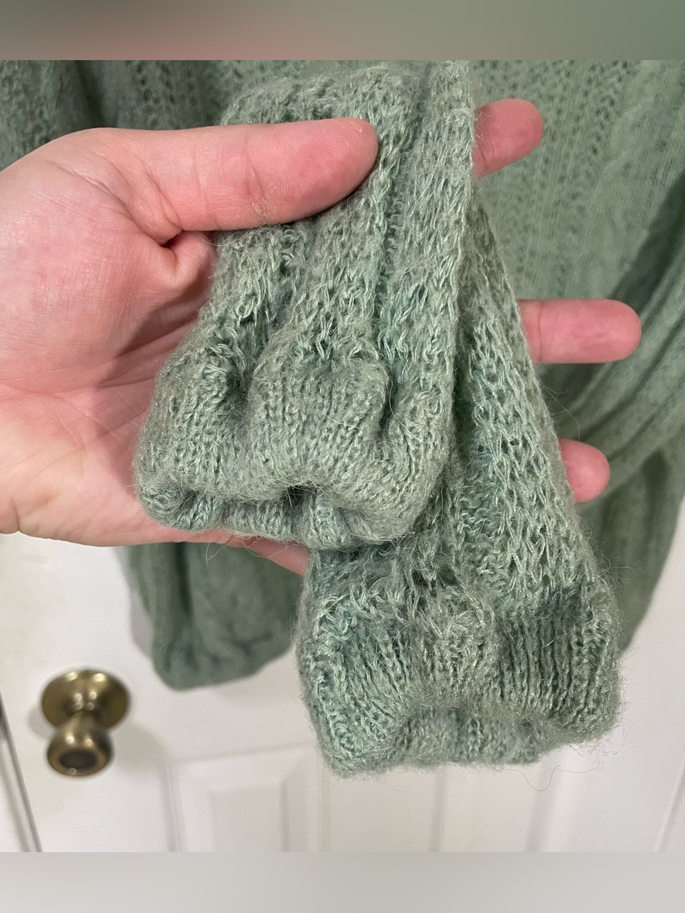 Free People Sweater Small Light Green Boho Wool Alpaca Transition Knit Crop? - Picture 10 of 10